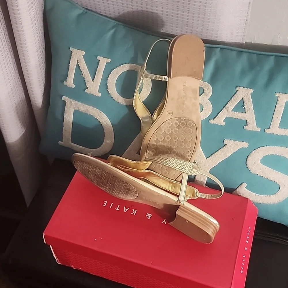 Sandals 👡 - Picture 5 of 6